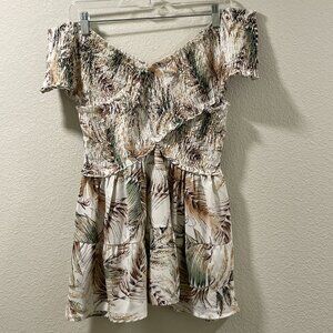 ENTRO (NWT) Baby Doll Shirred Off/On Shoulder Sleeveless Top, Green Leaf - L